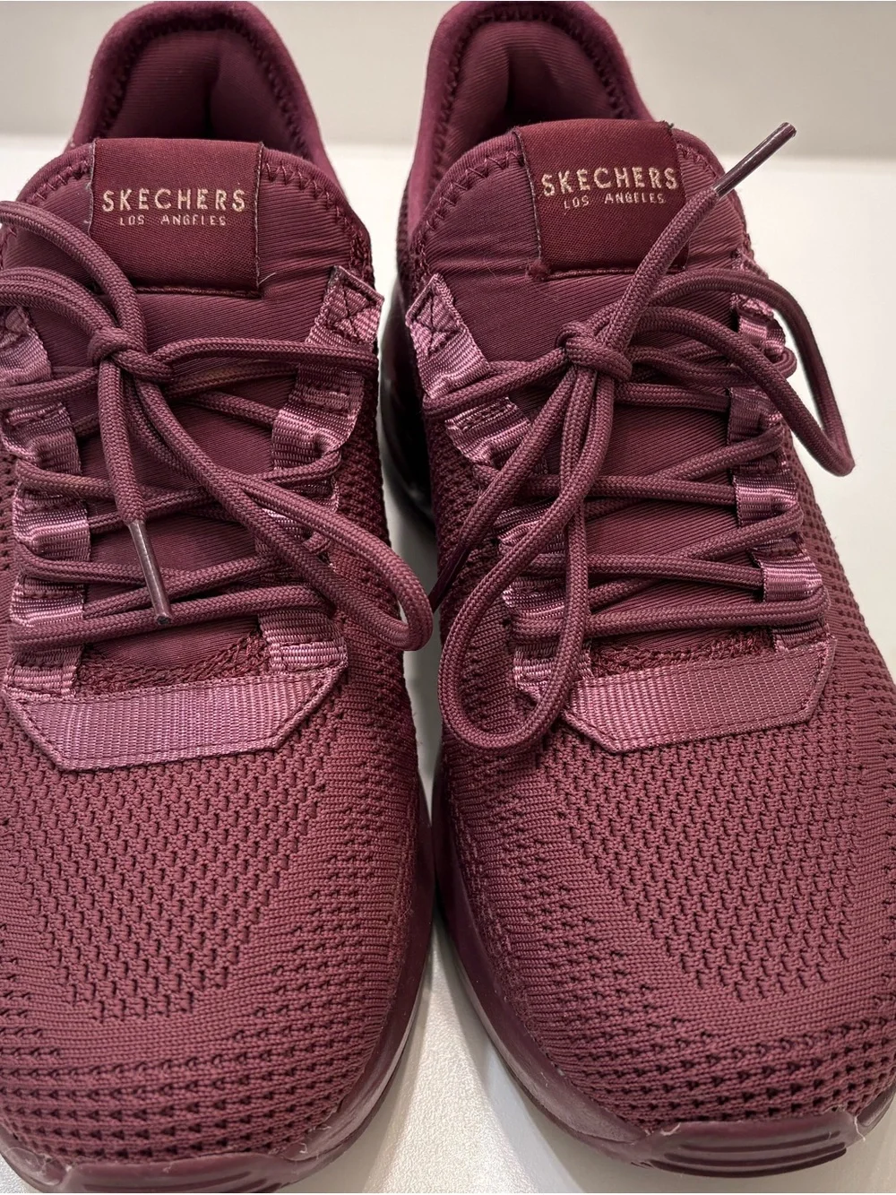 Skechers Los Angeles Vegan Burgundy/Plum Knit Lace-Up Sneakers Size 9